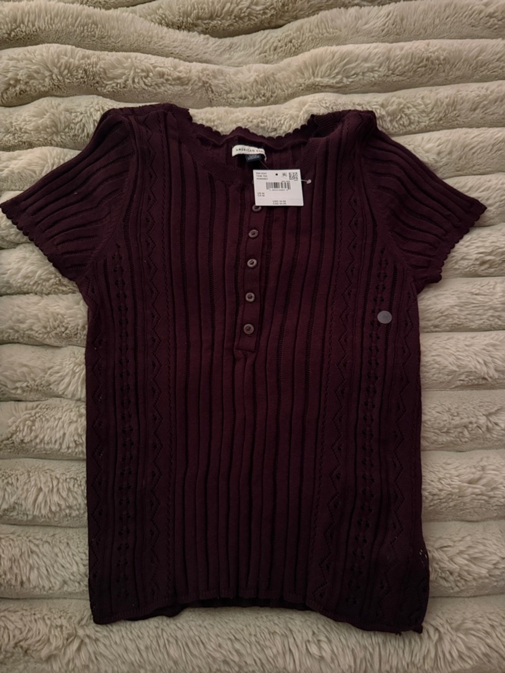 American Eagle Outfitters Ribbed Short Sleeve Henley Top in Deep Burgundy